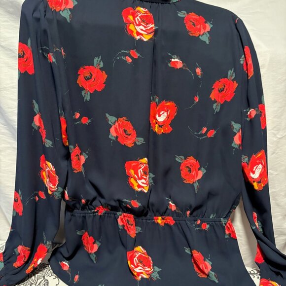 Aritzia Babaton Lucas Blouse - Picture 4 of 5